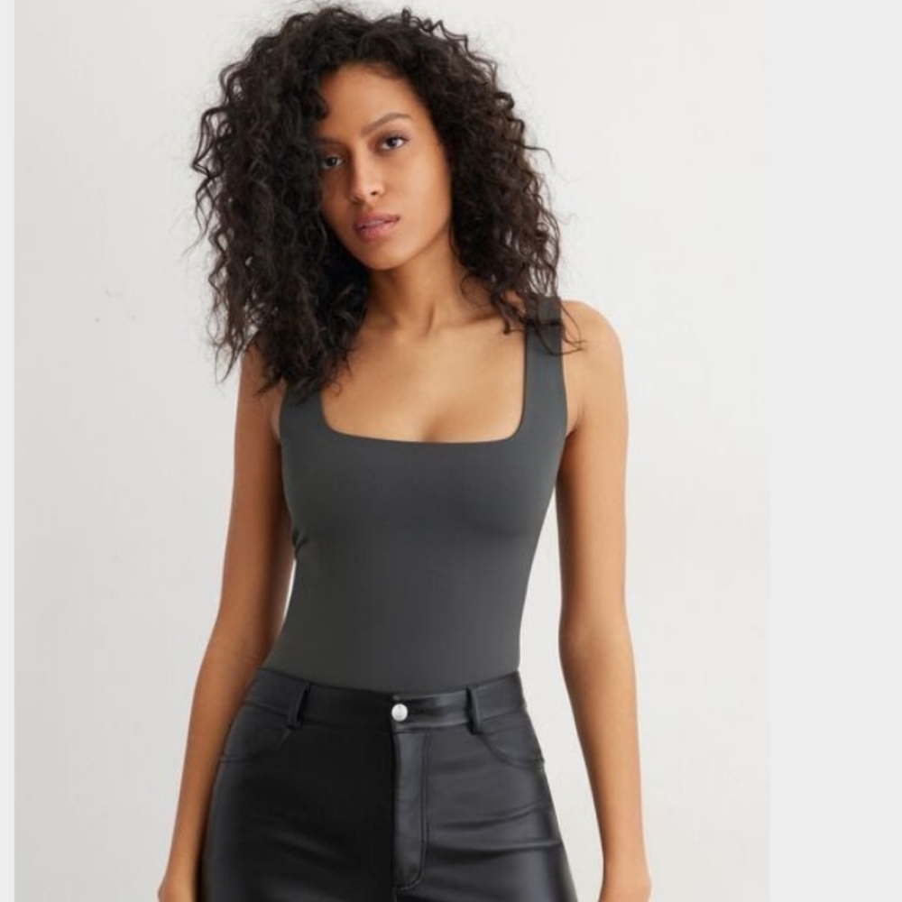 Dynamite Square neck sculpt bodysuit